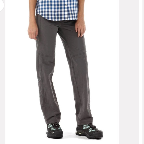 Patagonia Pants - PATAGONIA
Women's Away From Home Pants Dark Grey Size 10 Gorpcore